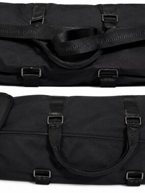 Lululemon Athletica Yoga Mat and Gym
Storage Bag in black.